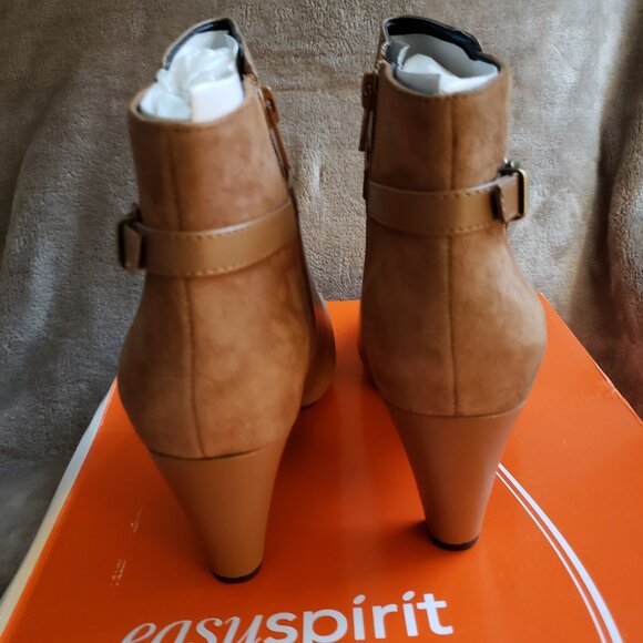 (New) Easy Spirit Espedrina Booties (8 M) - Picture 6 of 9